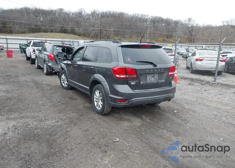 2015 Dodge Journey Sxt z USA, uszkodzony, nr VIN 3C4PDCBB3FT696996